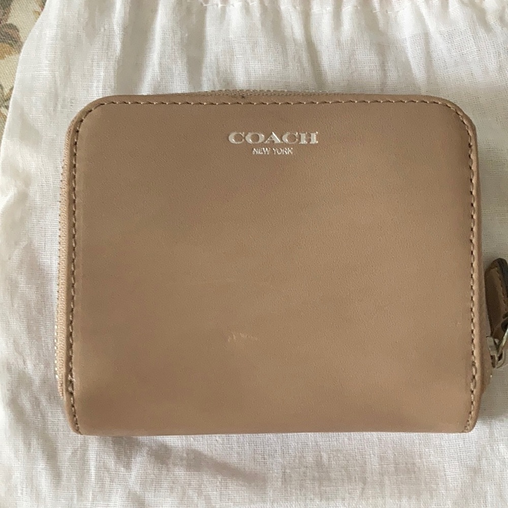 Coach Tan Wallet New w/ tags